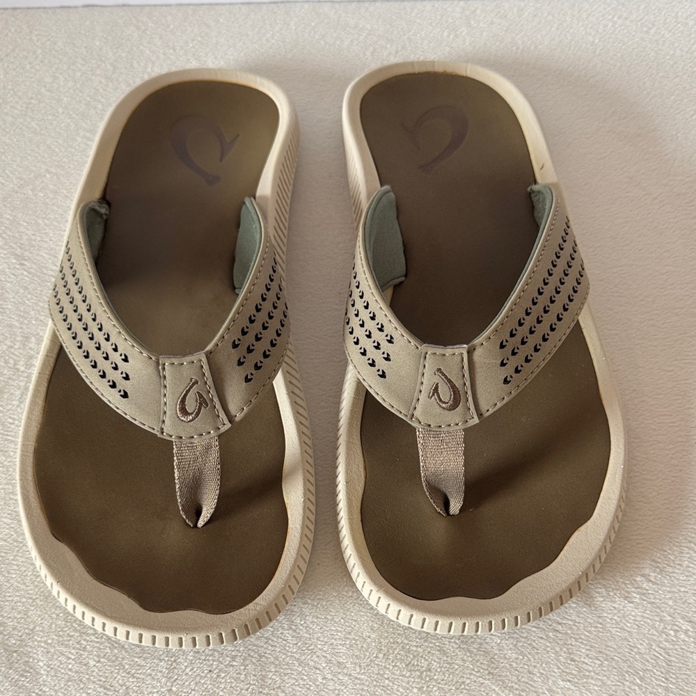 Olukai flip flops
